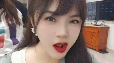 笑死 劉樂妍被當成台獨分子遭警抓 怒喊投訴