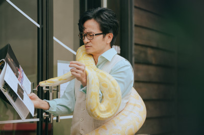 唐從聖租屋遇靈骨塔 夜晚「拜祖先」聲響嚇瘋他...半個月房客全搬光