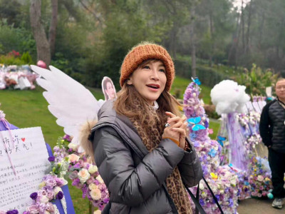 李玟51歲冥誕 二姊現身長眠地揭天后心願：努力爭取中