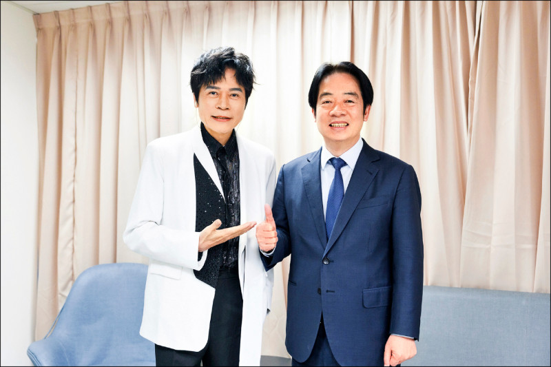 洪榮宏高流開唱 「 最強鐵粉」賴清德也來了