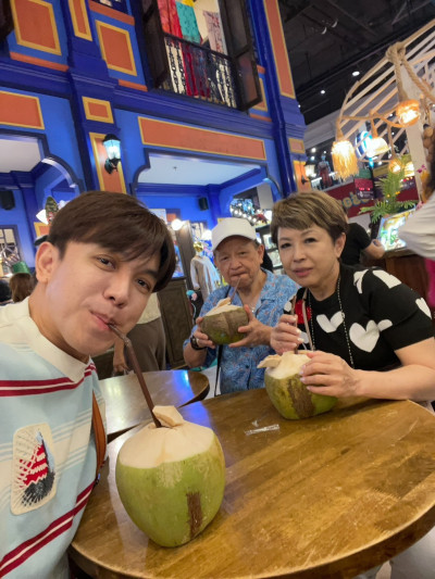 曼谷遭男師傅突襲下體 許志豪搞丟手機...被追問私密照