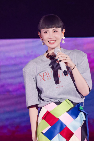 穩交小21歲男友！魏如萱突鬆口幸福狀態 喜訊公開天后愛女也來了