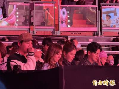 小禎閃爆了！緊黏小7歲男友現蹤 帥樣激似大谷翔平