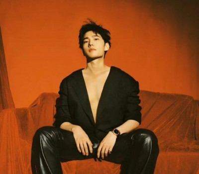 楊洋被爆「和白富美在酒店親嘴」全網炸鍋 工作室不忍了秒回應