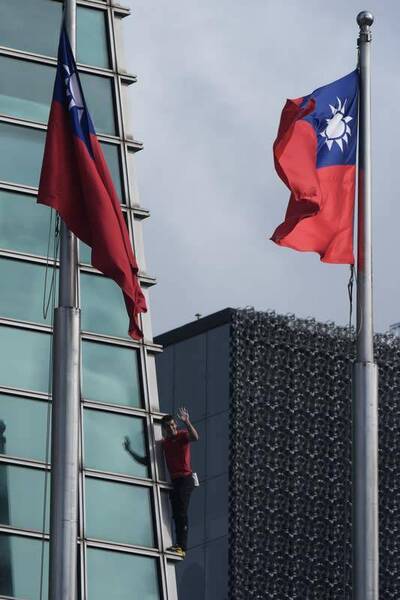 霍諾德同框國旗   張雅琴好感動：讓世界看到台灣