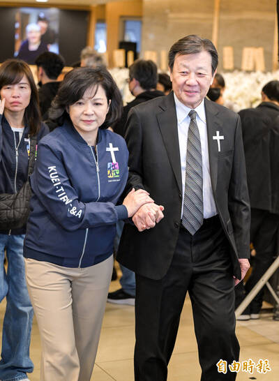 楊貴媚淚送「螢幕老公」 揭趙學煌病床生死掙扎