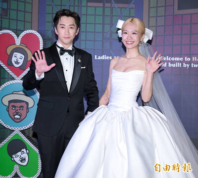 典LU婚禮》陳漢典、Lulu世紀婚禮激吻！被問洞房花燭夜羞笑答了