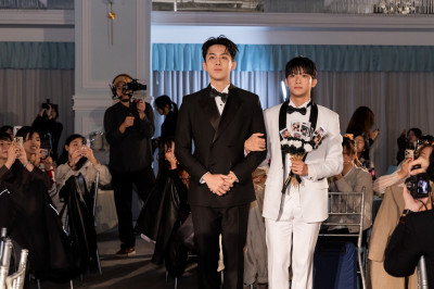 高凌風兒子「結婚」了！ 甜牽另一半進場 超夢幻婚禮畫面曝光