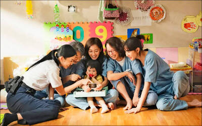 眼神全是戲！《陽光女子合唱團》她幾乎零台詞 演技獲粉絲盛讚