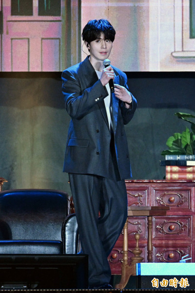 李棟旭感謝AI教父黃仁勳 《鬼怪》男神被台粉認出:我有人氣?