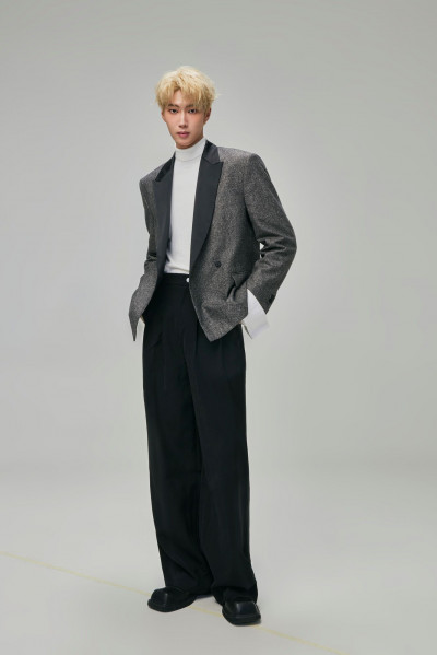 BL男神試鏡被「戴濾鏡看」壓力爆表 入圍金鐘搞「消失」：我要站得更穩