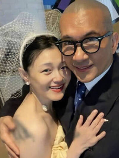 金寶山直擊！具俊曄守墓一年暴瘦 「大S紀念雕像」今揭幕