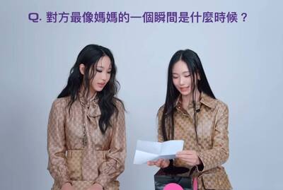 大S逝世周年前夕！Elly、Lily首度合體拍封面 網喊「新世代ASOS」