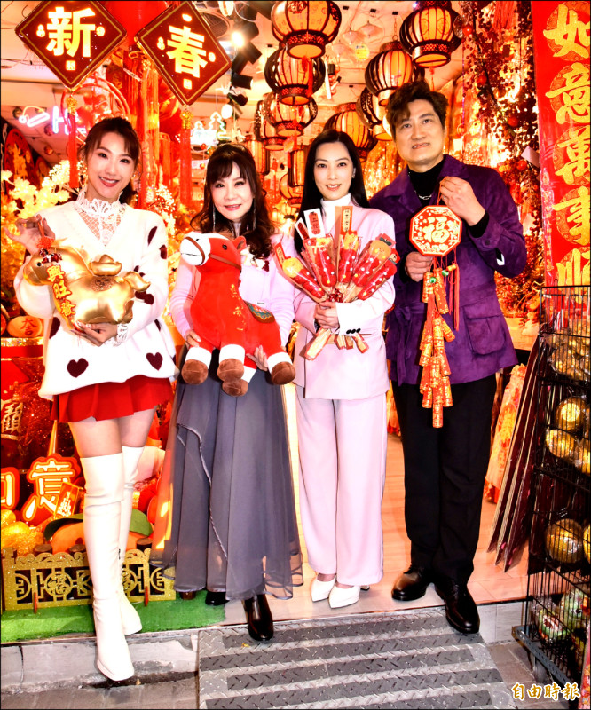 謝金晶驚爆胸部有硬塊 龍千玉哽咽難捨曹西平