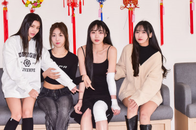 啦啦隊女孩出車禍「大面積受傷」 帶傷出席做公益曝近況