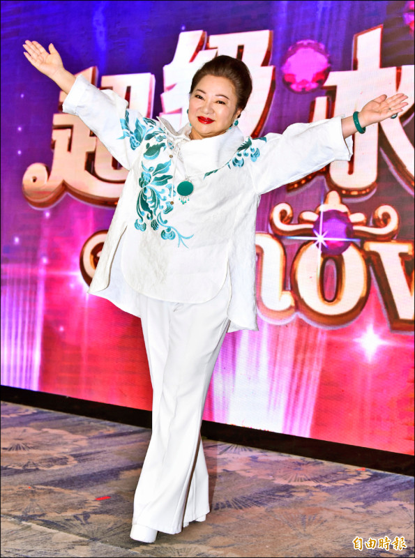 白冰冰辦尾牙開20桌 豪撒百萬紅包