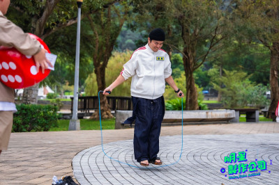 曾莞婷錄影頻凸槌！男星「體力被榨乾」原地崩潰