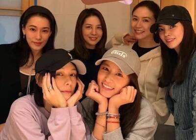 星光名媛年前聚餐！曾馨瑩戴5萬元CHANEL帽 林心如、徐若瑄同框吸睛