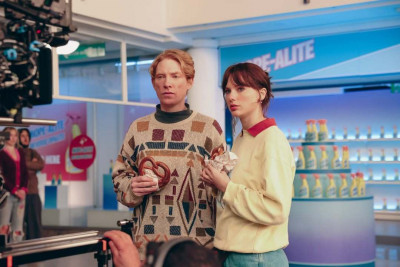 串流獨家先上！泰勒絲《Opalite》出新招 卡司像影展紅毯