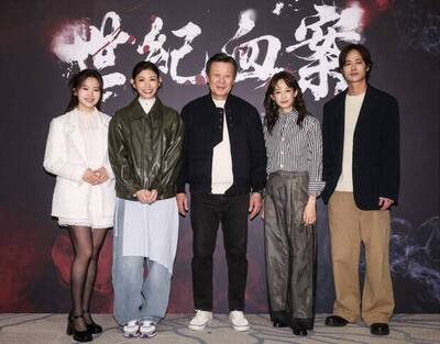 寇世勳徐坤華相繼發聲 馮賢賢:嗅到大野狼進場氣味
