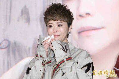 詹雅雯遭網友性騷擾私照猥褻 不忍提告道歉聲明曝光