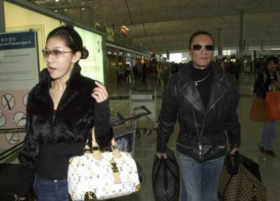 謝賢爺孫戀告吹   8200萬補償女友有內情