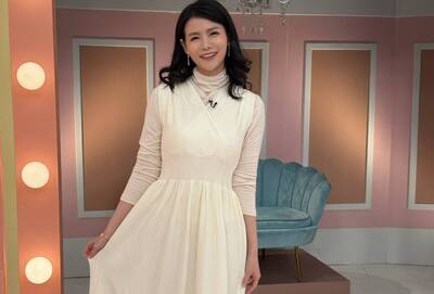 大家都曬年終獎金  藝人蘿莉塔：真的好羨慕