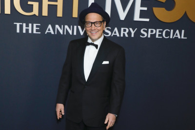 好萊塢男星挺台灣!《哈拉猛男》勞勃許奈德:美國與你同在