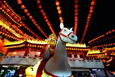 初四接神迎好運!12生肖「財運、事業雙收」火馬年贏在起跑點