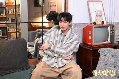 日本神社參拜禁忌！雙胞胎女孩穿木屐跟回台灣 炎亞綸這樣說