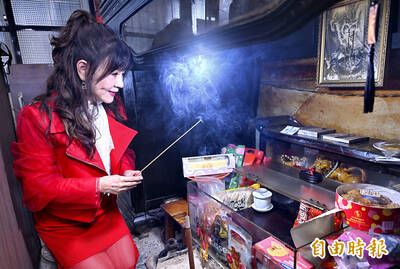 虎爺指路48年 龍千玉歌壇神助攻