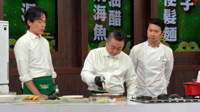 邰智源做菜出槌自嘲手賤！羅時豐、黃鐙輝現場崩潰