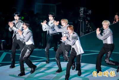 （直擊）NCT WISH求婚逼瘋CP粉！是溫露腹肌：想讓老公怎麼樣？