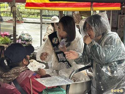 陳培瑜簡舒培力挺   馬郁雯掃街拜票堅持乾淨選舉