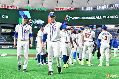 蔡阿嘎穿戰袍親赴東京  看好台灣C組第一晉級