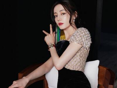 迪麗熱巴杜拜轉機遇停飛滯留 親報平安曝人在馬來西亞