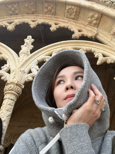 被馬甩落受傷！蔡健雅獨飛摩洛哥 沙漠掀「驚恐」回憶飆淚