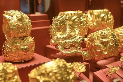 2026上半年發財預警！12生肖選對「吸金色」事業財運都開掛