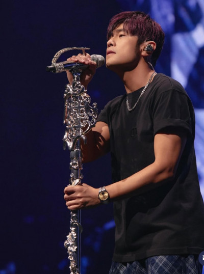 周杰倫又爆雷！白色情人節竟為一事冒出「林老師勒」