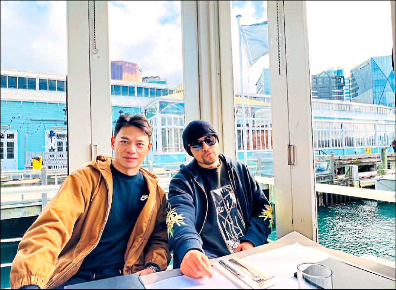 周董挺兄弟 廖人帥掌鏡阿Ken主持