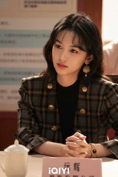 「天然系美女」遭長輩辱罵諷刺 怒嗆「死老太婆」：嘴放乾淨才是給自己積德