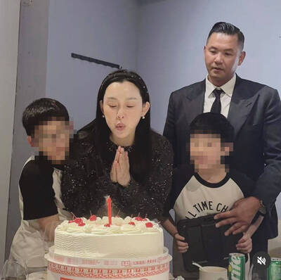 范瑋琪50歲喊「我是罪人」 閨蜜浮出水面發聲了