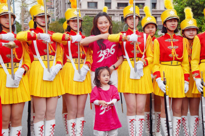 趙小僑首帶典典寶寶做公益 劉亮佐曝妻「私下暖舉」