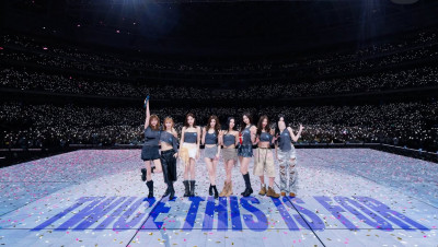 Mina忍拔牙痛楚蒙面演出 昔喊「最期待子瑜家鄉」暖哭粉絲