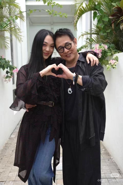 李連杰身旁出現「正妹」助理 兩人真實關係曝光