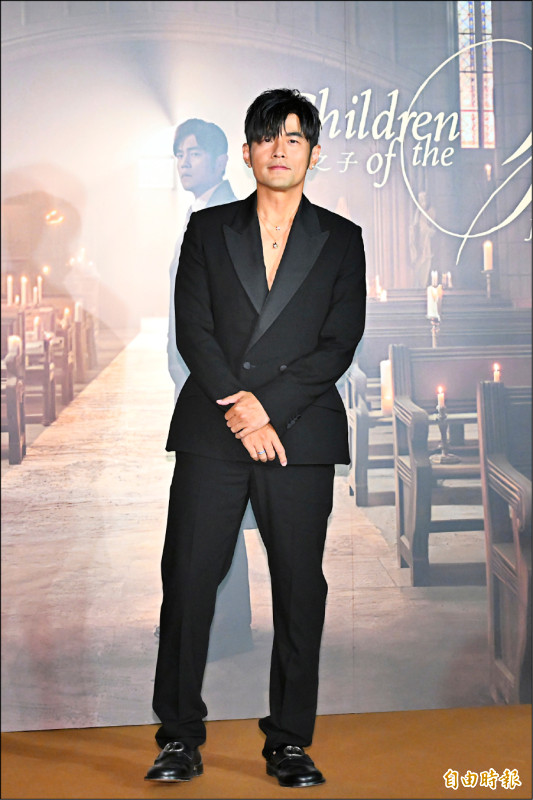 周董太陽之子扮神探 散發正能量 自曝巡演兩度恐慌症