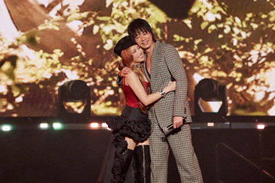 （影）被A-Lin二度「抱緊處理」！大咖男星羞認「我也是有感覺」