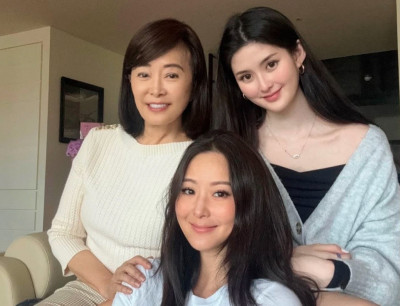 26歲女兒未婚生子！孫芸芸一家3代「超年輕就當媽」 何念慈71歲晉升外曾祖母