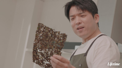 紫菜翻身當主角！《黑白大廚》安成宰破功狂吃