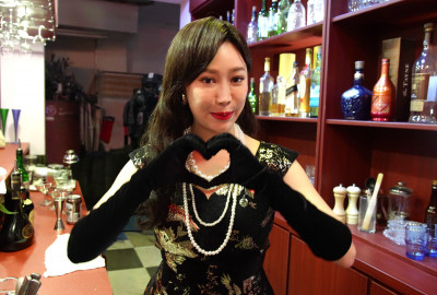 媽媽桑美到太犯規！身份曝光...竟是黃西田正妹女兒